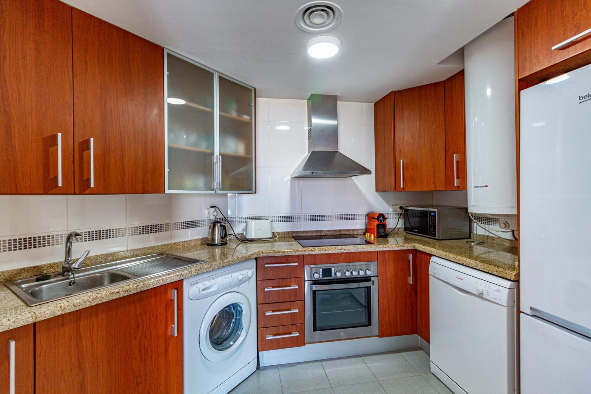 Apartment Vilapark With Pool, Free Parking, Terrace, Beach ベニドルム エクステリア 写真
