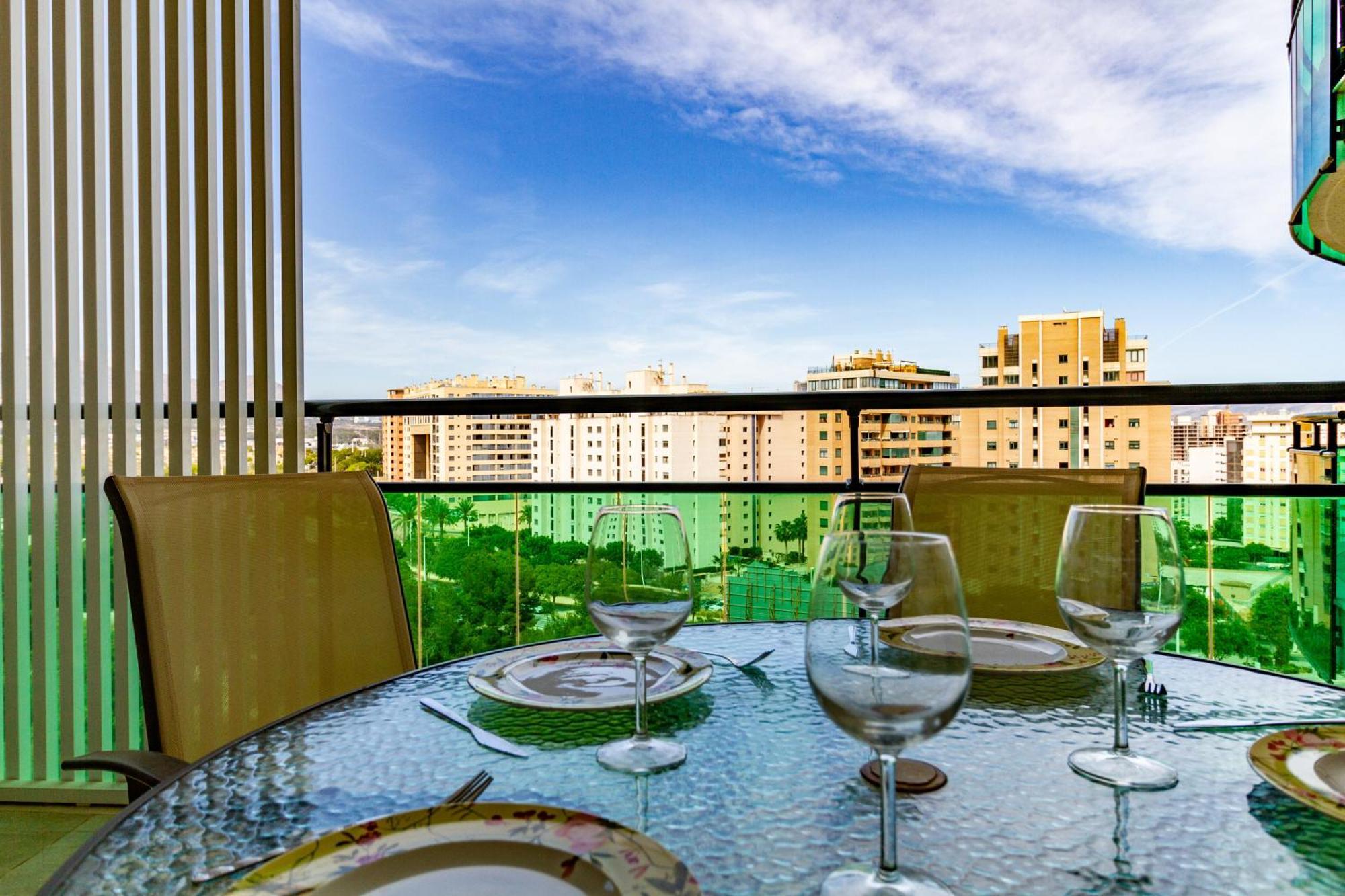 Apartment Vilapark With Pool, Free Parking, Terrace, Beach ベニドルム エクステリア 写真